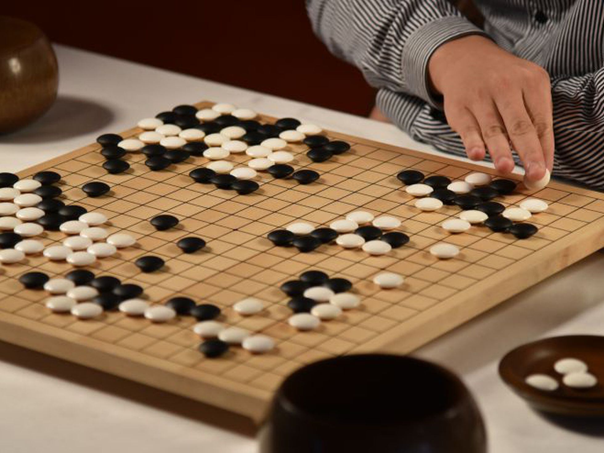 Sistema de inteligência artificial joga xadrez pensando como um