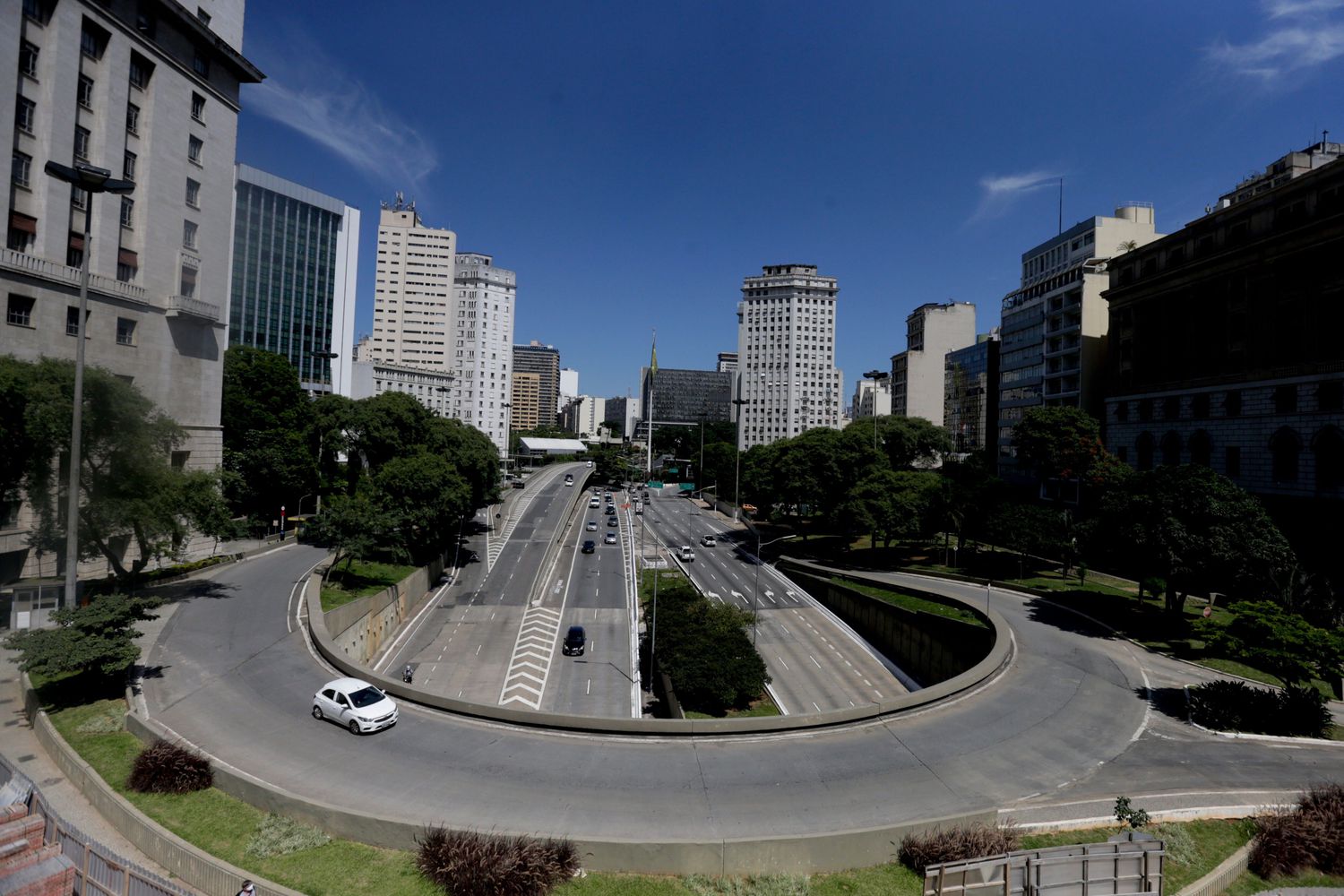 Centro da capital de São Paulo onde o Governo do Estado prorrogou até 22 de abril a quarentena.