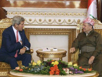 John Kerry e Masud Barzani, em Erbil.