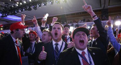 Seguidores de Trump celebram em Nova York a vitória do candidato republicano.