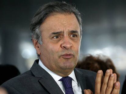 O senador Aécio Neves (PSDB), afastado do Senado e obrigado a recolhimento noturno