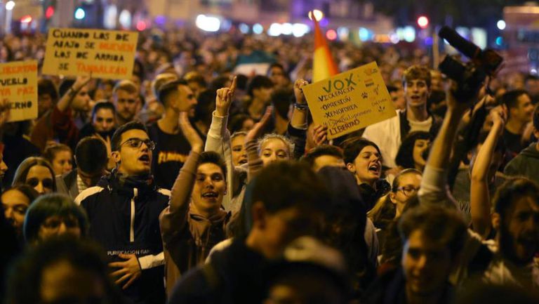 Protestos contra a ascensão do Vox reuniram milhares de pessoas nas ruas das capitais das províncias de Andaluzia