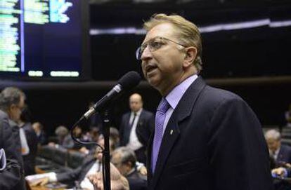 Aliado de Cunha, João Campos (PRB-GO) vai dar parecer favorável à proposta.
