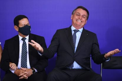 El presidente Bolsonaro junto a su vicepresidente Hamilton Mourão.