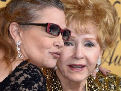 O falecimento de Carrie Fisher e Debbie Reynolds emocionou o mundo do cinema.