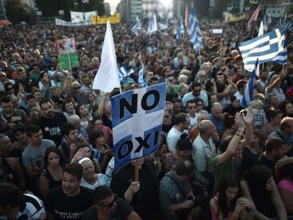 Manifestação a favor do 'não', nesta sexta, em Atenas.