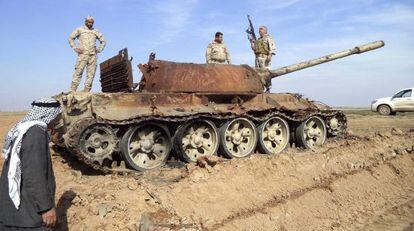Soldados iraquianos nos arredores de Tikrit, na semana passada.