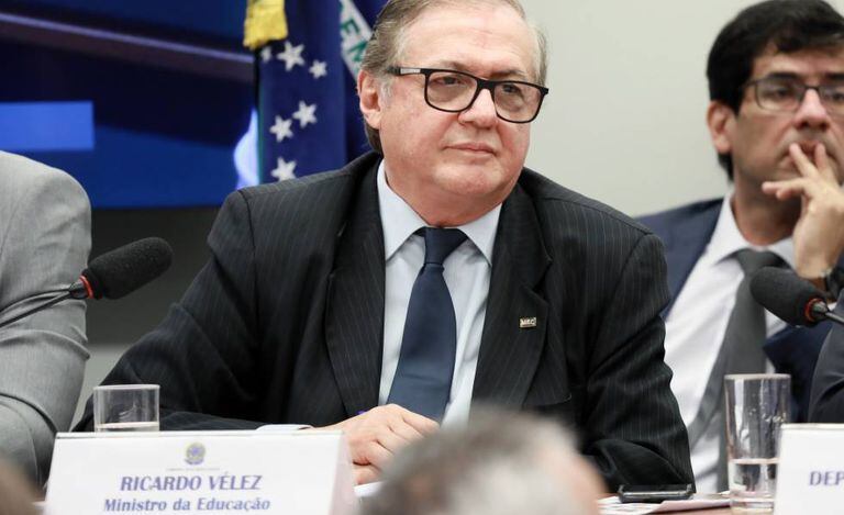 O ministro Ricardo Vélez durante audiência na Câmara.