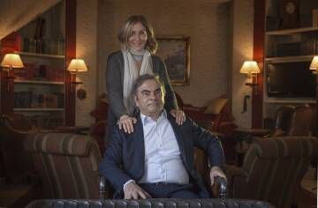 Carlos Ghosn com sua mulher, Carole. 