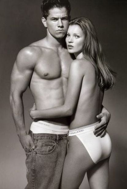 Mark Wahlberg e Kate Moss, na campanha de 1992 da Calvin Klein fotografada por Herb Ritts.