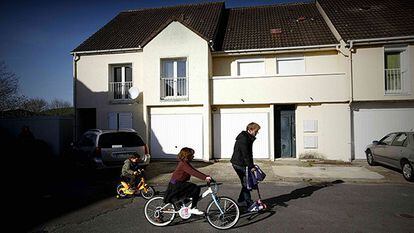 Casa em Madeleine (Chartres) onde viveu por três anos um dos terroristas.
