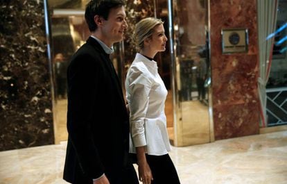 Ivanka Trump e seu marido, Jared Kushner, na Torre Trump de Nova York, em novembro.