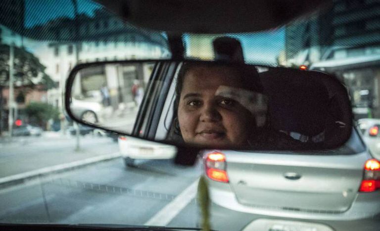 Recuperada de uma depressão, Eliane criou um grupo no Whatsapp para cuidar dos hábitos de trabalho de outras motoristas