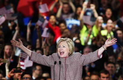 Hillary Clinton celebra vitória em NY.