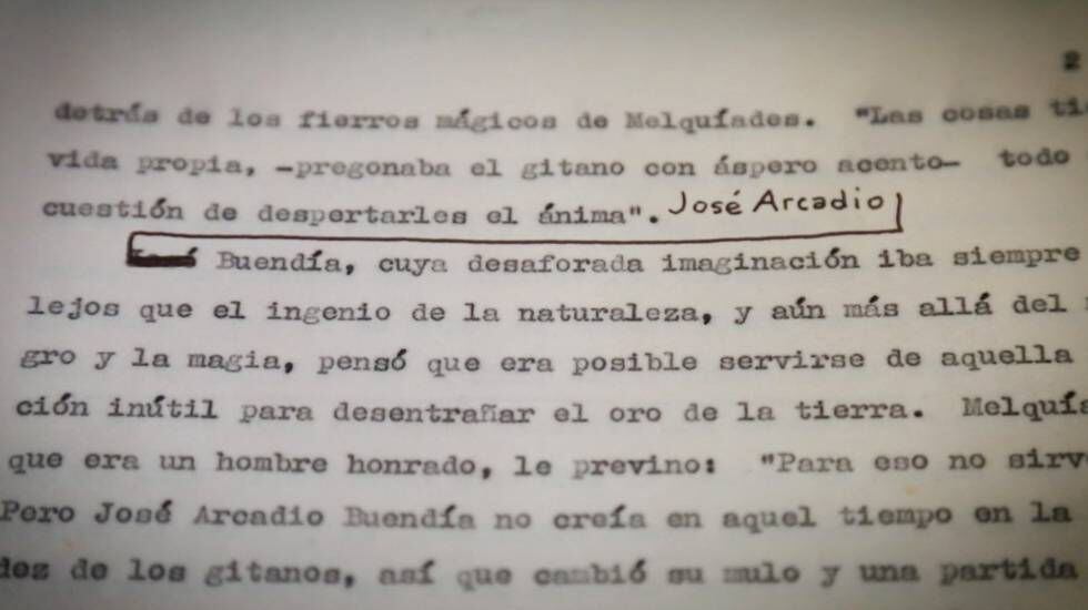 Uma das cópias do texto datilografado original de “Cem anos de solidão” de Gabriel García Márquez com anotações à mão do autor.