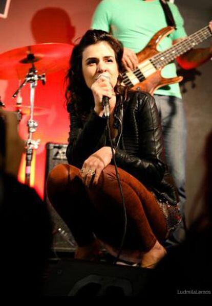 A cantora Mariana Aydar. 