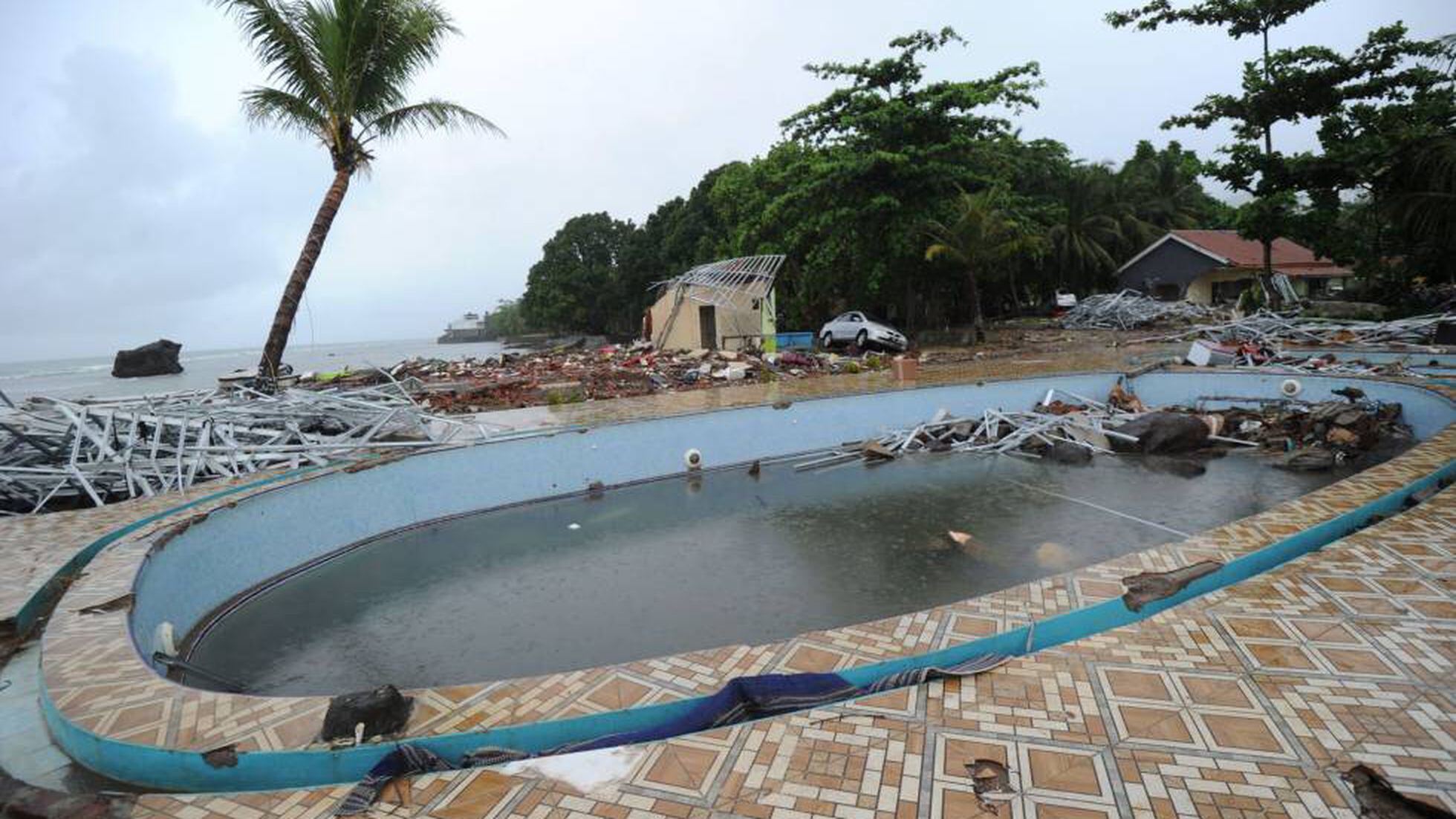 Ningu m nos diz se estamos fora de perigo o tsunami que ningu m