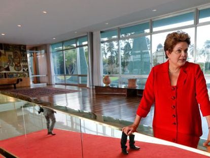 Dilma durante sabatina no interior do Pal&aacute;cio do Planalto.