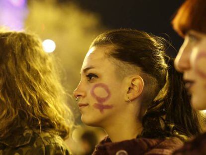Participantes de manifestação em Madri pelo Dia Internacional da Mulher.