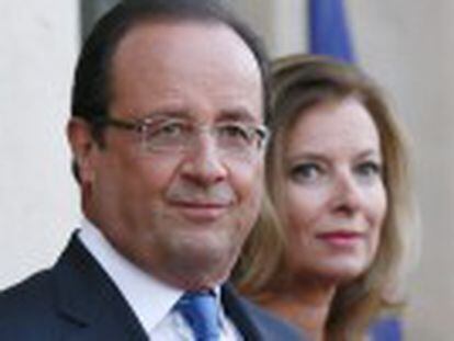 O presidente francês esclarecerá sua situação pessoal antes de viajar aos EUA em fevereiro. Ele propõe às empresas uma redução de custos trabalhistas