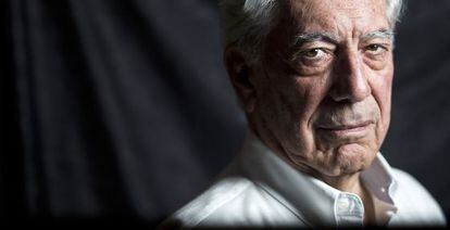 O desprezo dos jovens pela política surpreende Mario Vargas Llosa.