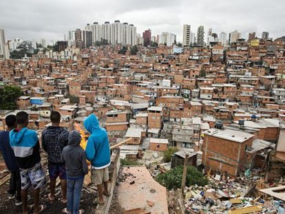 Vista da favela de Parais&oacute;polis: regi&atilde;o cobra melhorias. 