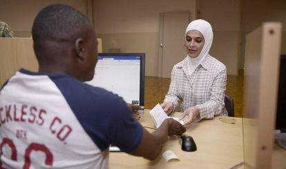 Atendimento oferecido a refugiados sírios, em fevereiro de 2015.