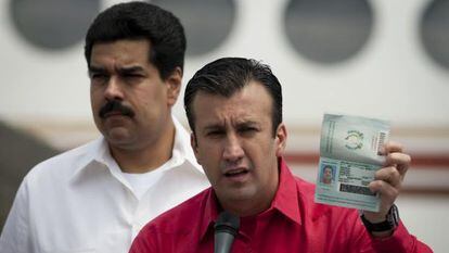 Tarek El Aissami com Maduro, em uma imagem de arquivo.