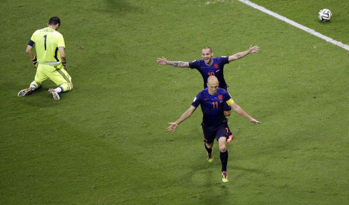Espanha derrota a Holanda e conquista o 1º mundial - BBC News Brasil