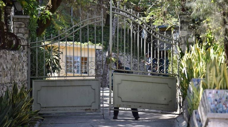 Entrada aos escritórios da Oxfam em Porto Príncipe (Haiti)