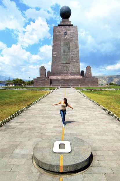 Monumento A Metade do Mundo, ao norte de Quito (Equador).