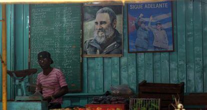 Barraca de verduras em Havana em 5 de janeiro de 2014.