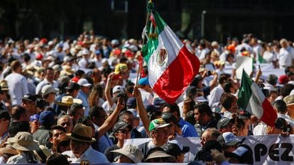 Protesto contra a violência no México no aniversário de um ano de López Obrador no poder, neste domingo, 1, 2019.