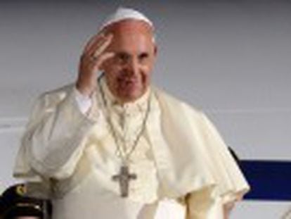 “Por não ser um dogma da fé, a porta sempre está aberta , disse o pontífice