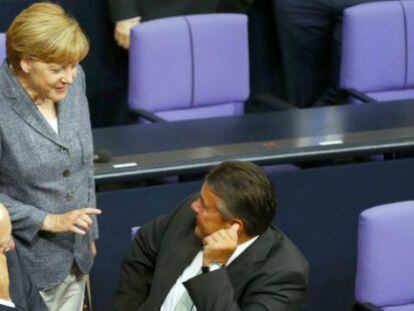 Parlamento alemão aprova ajuda a Grécia por ampla maioria