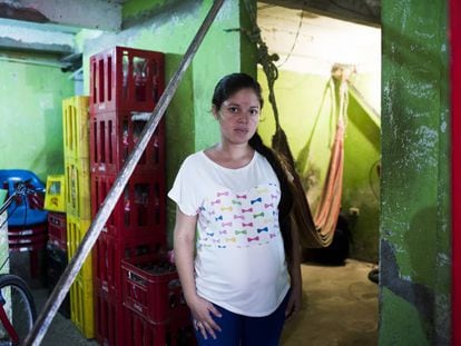 Dariana Elluz Amaya, dois dias antes de ter seu bebê em Cartagena.