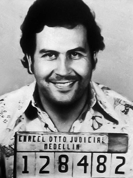 Registro policial de Pablo Escobar