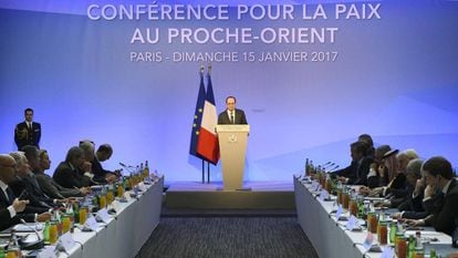 Hollande na Conferência de Paris sobre a paz no Oriente Médio, neste domingo.