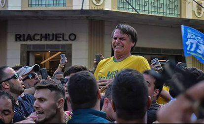 Presidente Jair Bolsonaro é esfaqueado em Juiz de Fora.