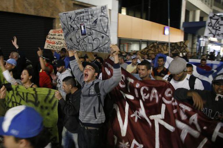 Protesto em agosto de 2014 pela morte de dois pichadores pela PM.