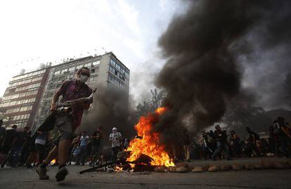 Protestos na última sexta-feira em Santiago.
