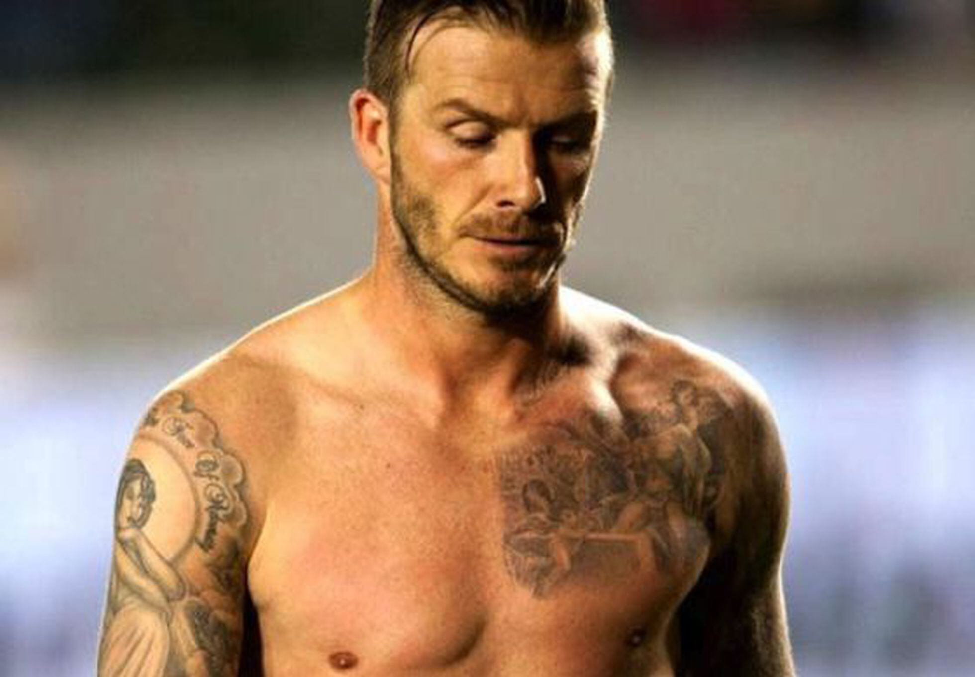Porque jogador de futebol tem tanta tatuagem?