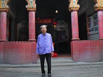 Liang Jieyun, uma das poucas “mulheres que se penteavam sozinhas” sobreviventes, em Bingyutang