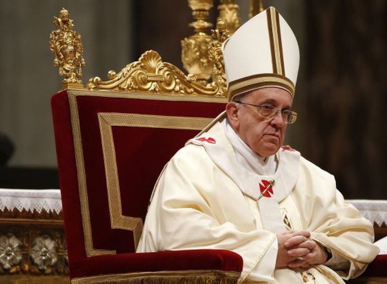 O papa Francisco em uma missa em São Pedro.