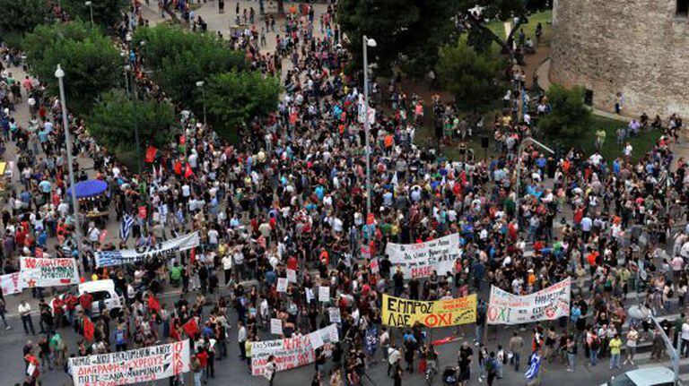 Partidários do "não" em Atenas.