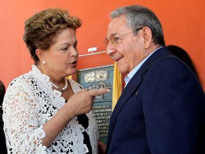 Castro e Rousseff, durante a inaugura&ccedil;&atilde;o do porto Mariel em 27 de janeiro em Cuba.