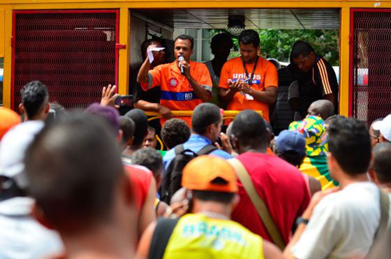 Uma assembleia dos garis.
