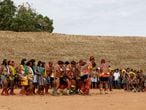 Encontro de indígenas na aldeia de Piaracu, no Parque Indígena do Xingu, em janeiro.