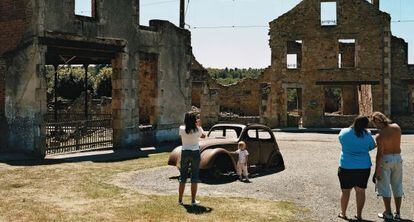 Oradour-sur-Glane (França). Sua população foi exterminada pela Alemanha em 1944.