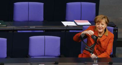 Angela Merkel em sua chegada hoje no Bundestag.